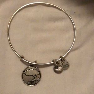 New Rare- - Alex and Ani Aruba bracelet